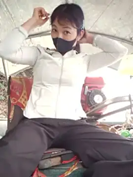 Snapshot of Asami_6868 chatting on 03/31/26, 12:23 Asami 6868 online show from 03/31/26, 12:23