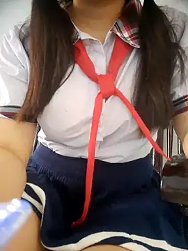 Snapshot of lina_loveee chatting on 03/19/26, 06:02 lina loveee online show from 03/19/26, 06:02