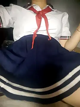 Snapshot of lina_loveee chatting on 06/12/26, 07:00 lina loveee online show from 06/12/26, 07:00
