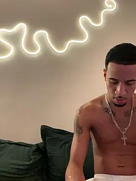 Gael Reis online show from 01/14/26, 03:21