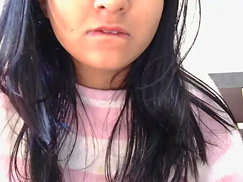 Snapshot of hina_001 chatting on 01/11/26, 08:43 hina 001 online show from 01/11/26, 08:43