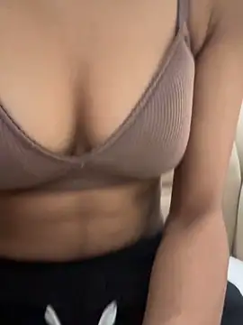 hina 001 online show from 03/11/26, 03:22
