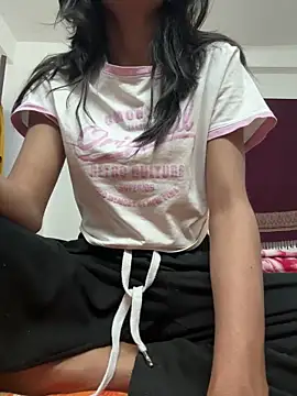 hina 001 online show from 02/28/26, 04:39