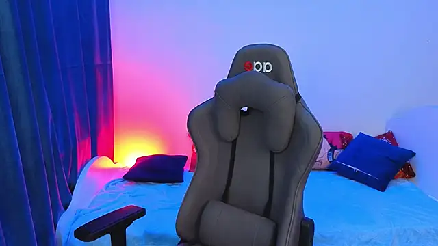 lucidangelok1 online show from 04/04/26, 04:08