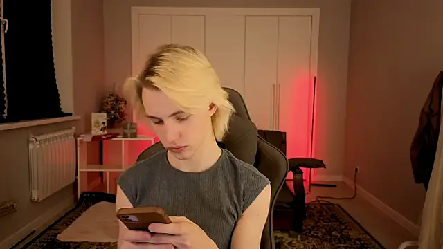 lucidangelok1 online show from 03/16/26, 06:21