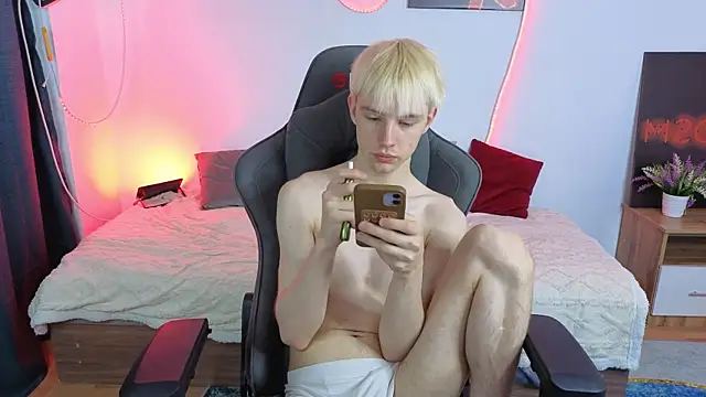 lucidangelok1 online show from 06/29/26, 03:46