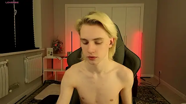 lucidangelok1 online show from 03/22/26, 11:50