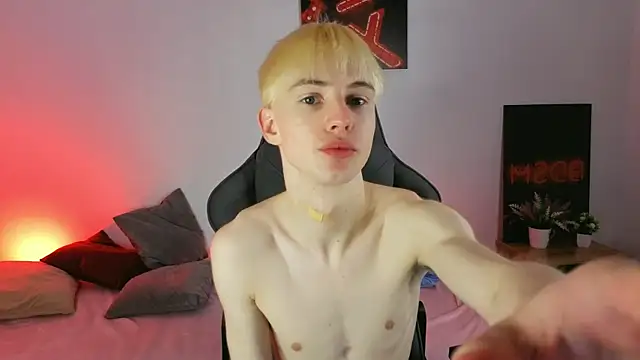 lucidangelok1 online show from 06/08/26, 05:08