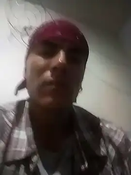 Snapshot of Mike_43 chatting on 03/08/26, 10:46 Mike 43 online show from 03/08/26, 10:46