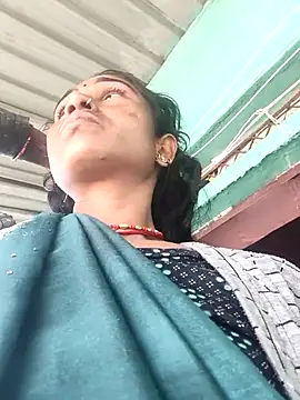 lodhi8080 online show from 02/04/26, 05:24