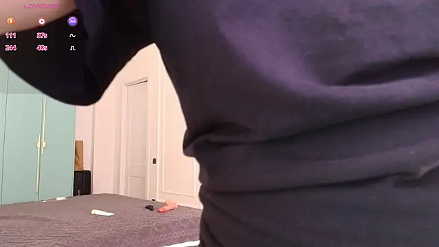 Aiko mainee online show from 04/13/26, 03:10