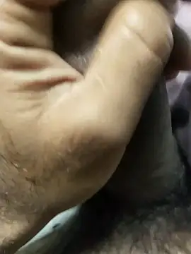 Snapshot of 8inchhere chatting on 01/12/26, 08:04 8inchhere online show from 01/12/26, 08:04