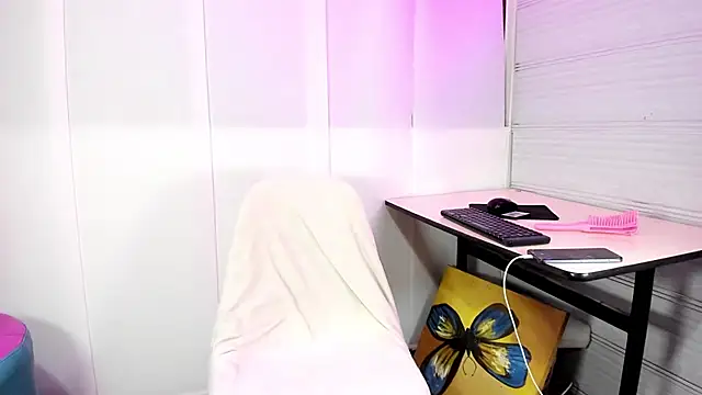 Sue blue online show from 02/19/26, 03:47