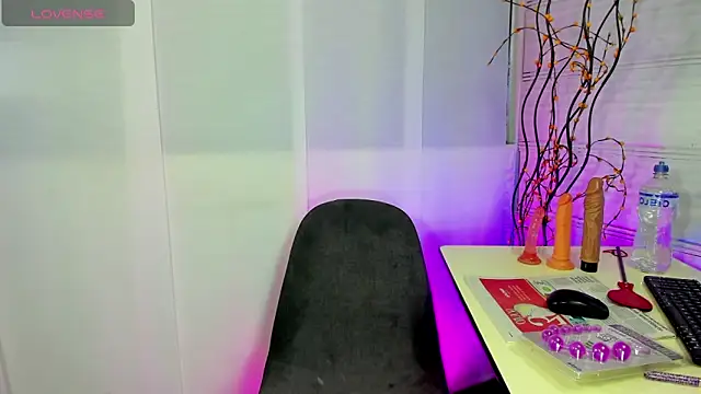 Sue blue online show from 04/02/26, 03:24