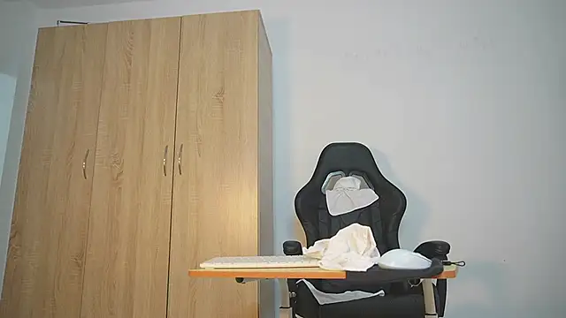 celestes777 online show from 03/11/26, 08:25