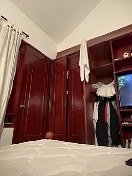 diosa cristal  online show from 03/15/26, 03:57