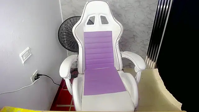 Snapshot of Scarleta01 chatting on 01/08/26, 12:22 Scarleta01 online show from 01/08/26, 12:22