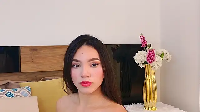 KatheVera online show from 04/08/26, 07:59