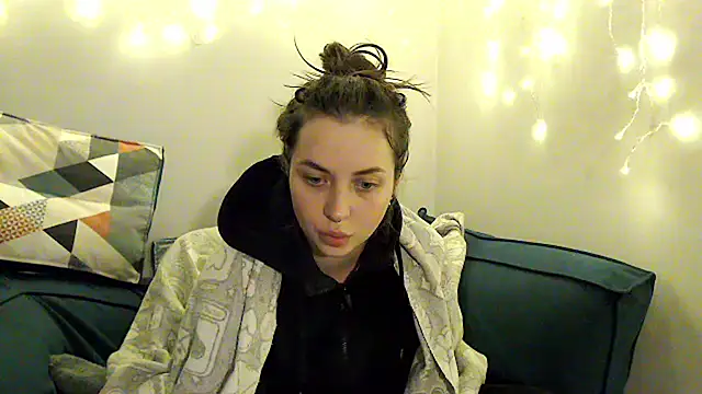 Julia GraceOF online show from 01/16/26, 07:18