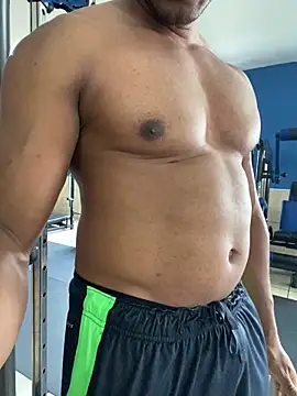 Snapshot of Betobob chatting on 02/06/26, 01:51 Betobob online show from 02/06/26, 01:51