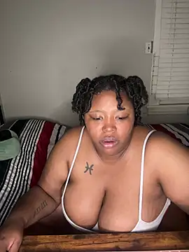Chocolatebunnyxx96 online show from 04/21/26, 01:42