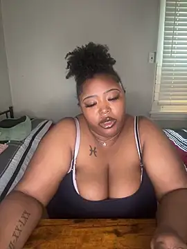 Chocolatebunnyxx96 online show from 04/16/26, 09:39