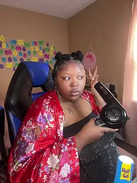 Chocolatebunnyxx96 online show from 06/10/26, 05:47