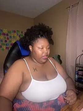 Chocolatebunnyxx96 online show from 06/30/26, 05:18