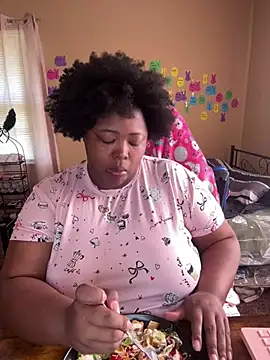 Chocolatebunnyxx96 online show from 05/11/26, 02:18