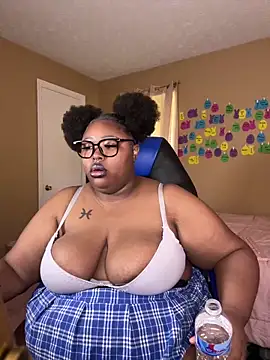 Chocolatebunnyxx96 online show from 05/31/26, 06:20