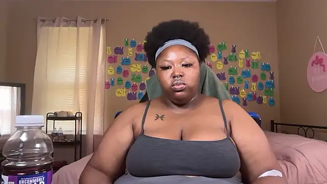 Chocolatebunnyxx96 online show from 07/14/26, 04:46