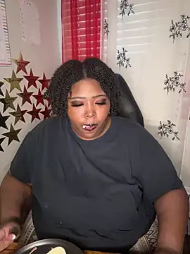 Chocolatebunnyxx96 online show from 02/12/26, 10:42