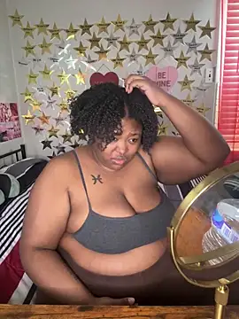 Chocolatebunnyxx96 online show from 02/13/26, 05:13