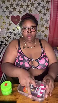 Chocolatebunnyxx96 online show from 02/15/26, 10:52