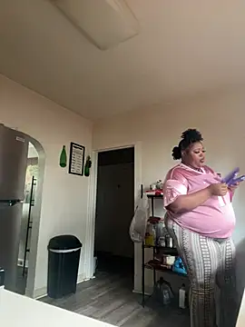 Chocolatebunnyxx96 online show from 04/15/26, 04:44