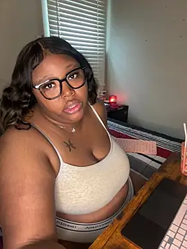 Chocolatebunnyxx96 online show from 03/21/26, 05:28