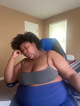 Chocolatebunnyxx96 online show from 05/03/26, 03:59