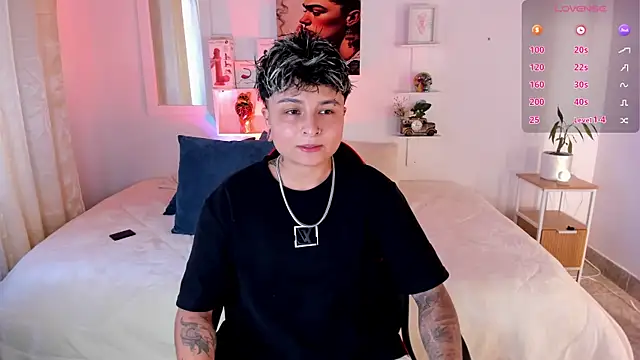 Zury Ramirez online show from 03/19/26, 08:42