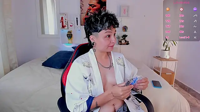 Zury Ramirez online show from 03/21/26, 08:57