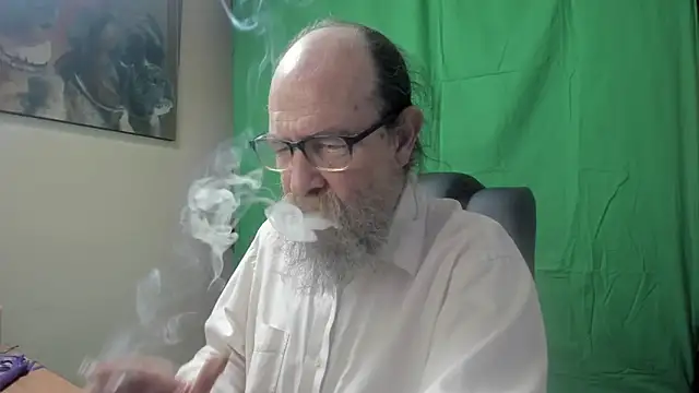Snapshot of Uncle_Hottie chatting on 03/19/26, 06:08 Uncle Hottie online show from 03/19/26, 06:08
