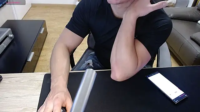 sensualman90 online show from 04/17/26, 10:34