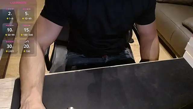 sensualman90 online show from 02/11/26, 10:09