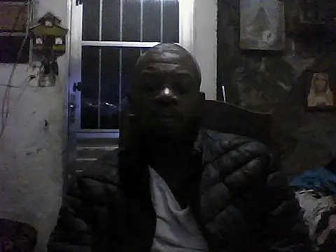 Snapshot of Negaomalinha1 chatting on 07/05/26, 04:19 Negaomalinha1 online show from 07/05/26, 04:19