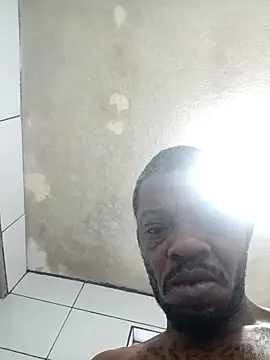 Snapshot of Negaomalinha1 chatting on 03/28/26, 01:34 Negaomalinha1 online show from 03/28/26, 01:34