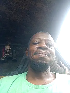 Snapshot of Negaomalinha1 chatting on 02/19/26, 02:03 Negaomalinha1 online show from 02/19/26, 02:03