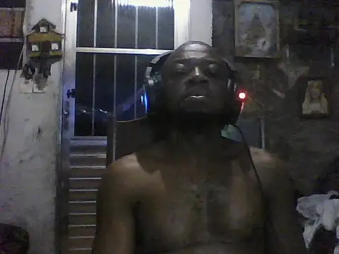Negaomalinha1 online show from 05/08/26, 03:43