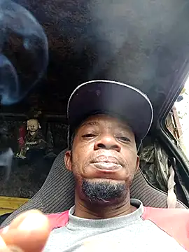 Snapshot of Negaomalinha1 chatting on 03/11/26, 01:27 Negaomalinha1 online show from 03/11/26, 01:27