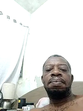 Snapshot of Negaomalinha1 chatting on 03/19/26, 04:18 Negaomalinha1 online show from 03/19/26, 04:18