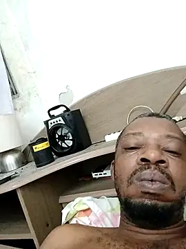 Snapshot of Negaomalinha1 chatting on 01/18/26, 11:24 Negaomalinha1 online show from 01/18/26, 11:24