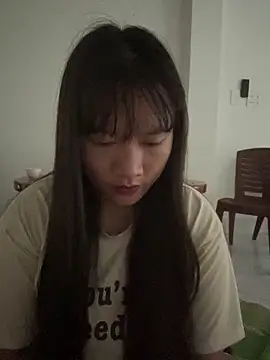Snapshot of Suni-ii chatting on 04/29/26, 11:00 Suni-ii online show from 04/29/26, 11:00